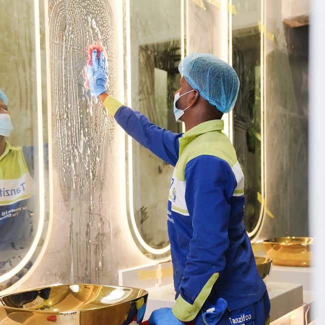 Bathroom Deep Cleaning